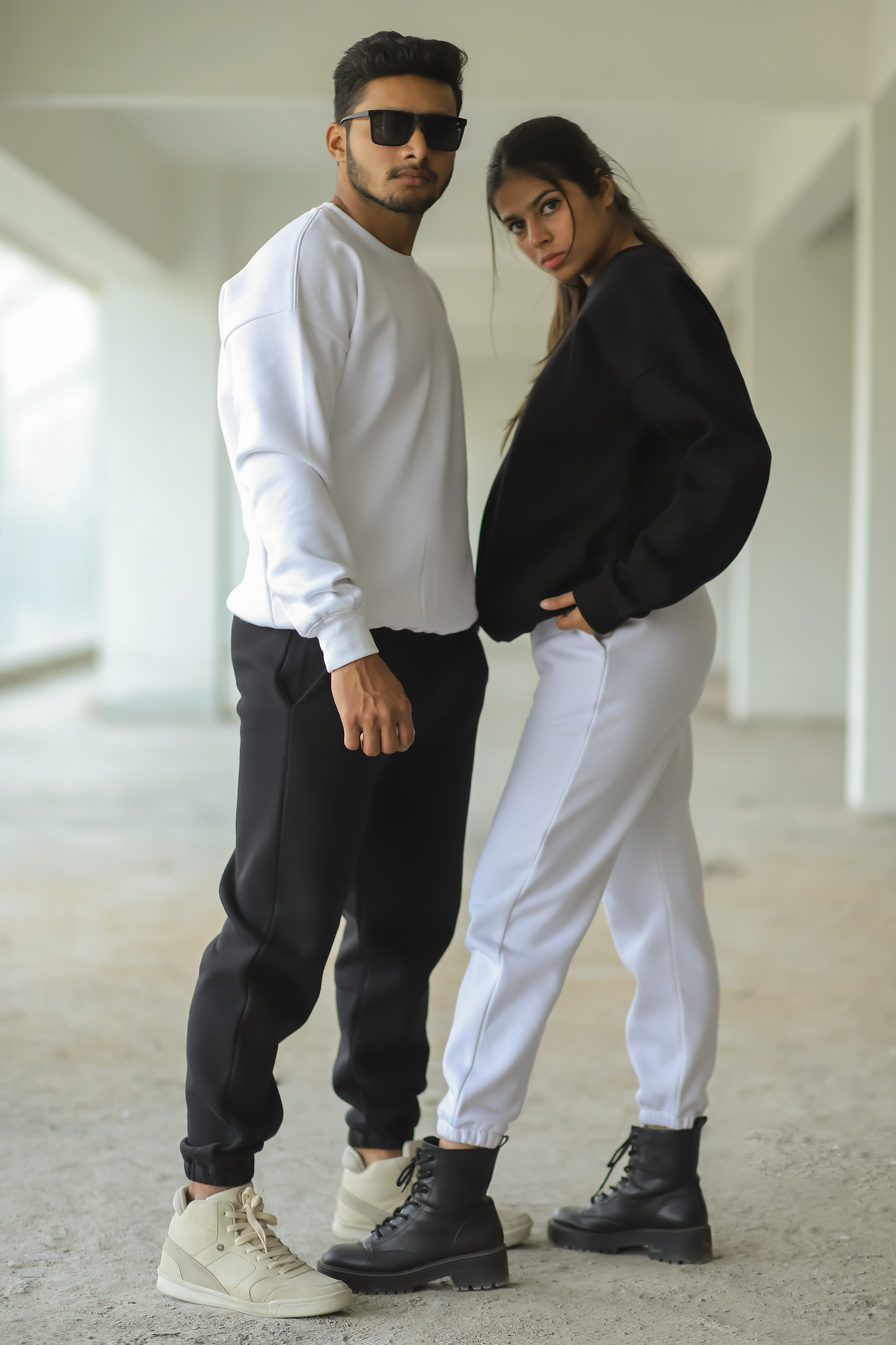 CREWNECK & JOGGER SET for Men & Women in Solid Color