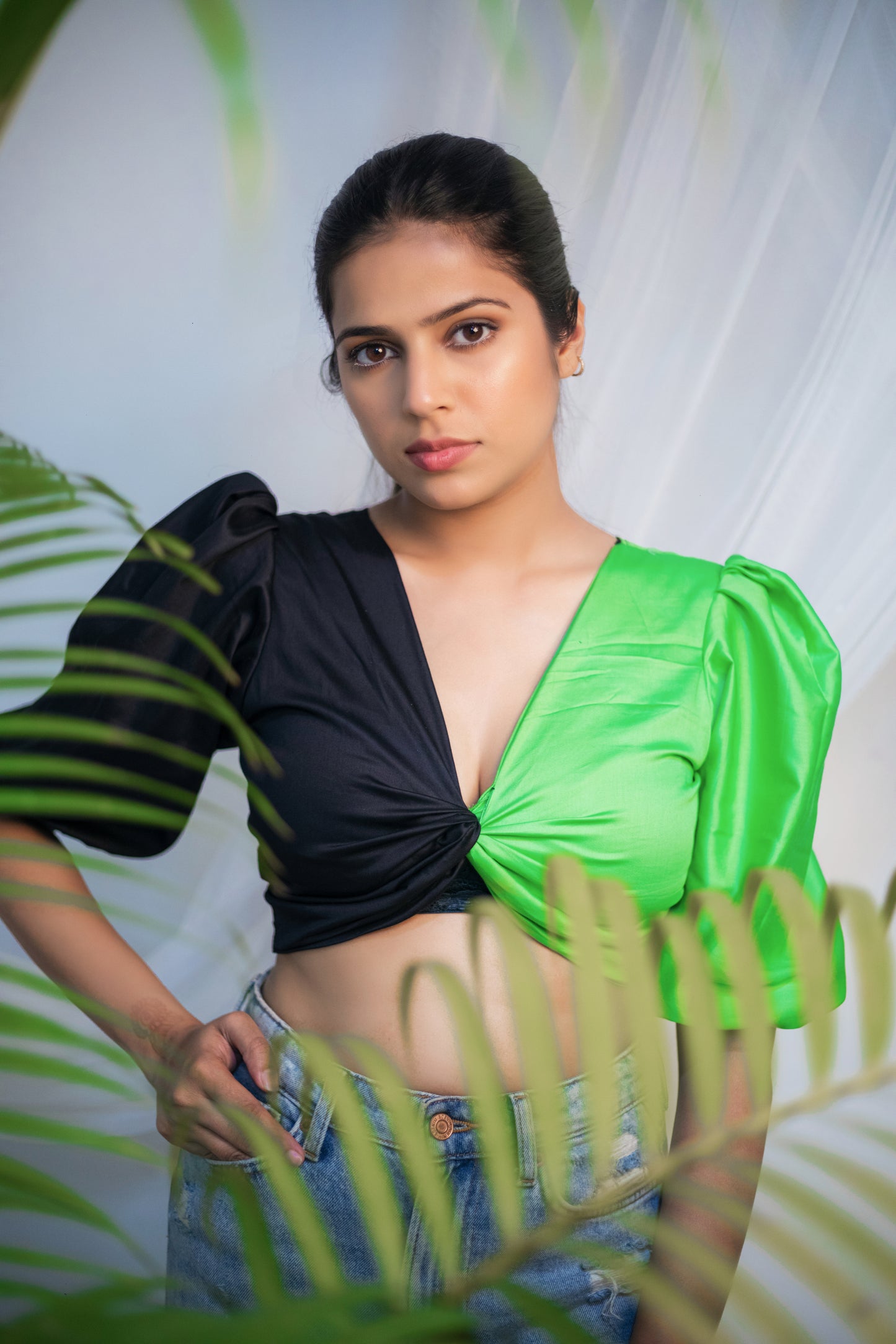 Black & Green Twisted Crop Top