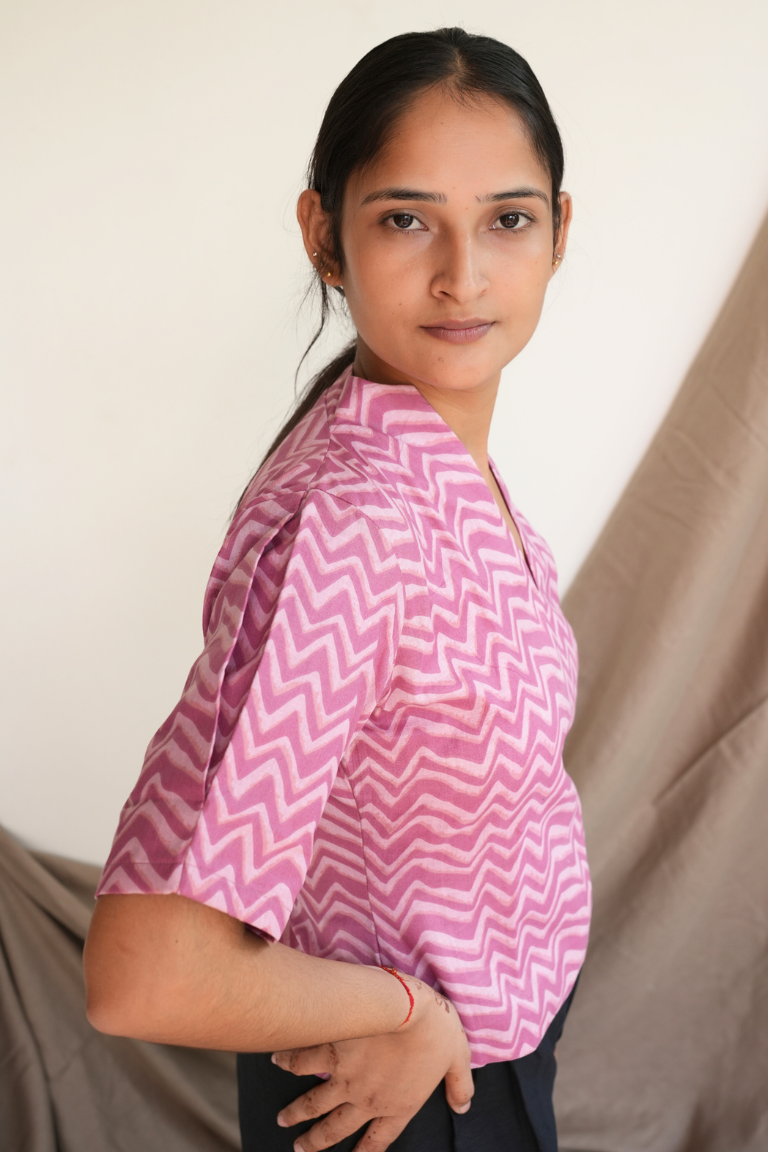 Pink Wave Cotton V-Neck Top