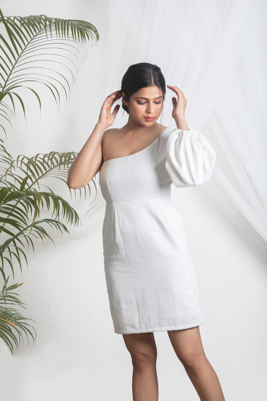 White Bodycon Dress For Partywear